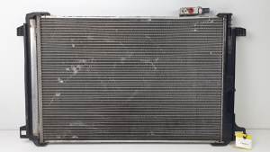 CONDENSADOR / RADIADOR AIRE ACONDICIONADO A2045000554 MERCEDES CLASE C (W204) FAMILIAR Autodesguaces Alicante