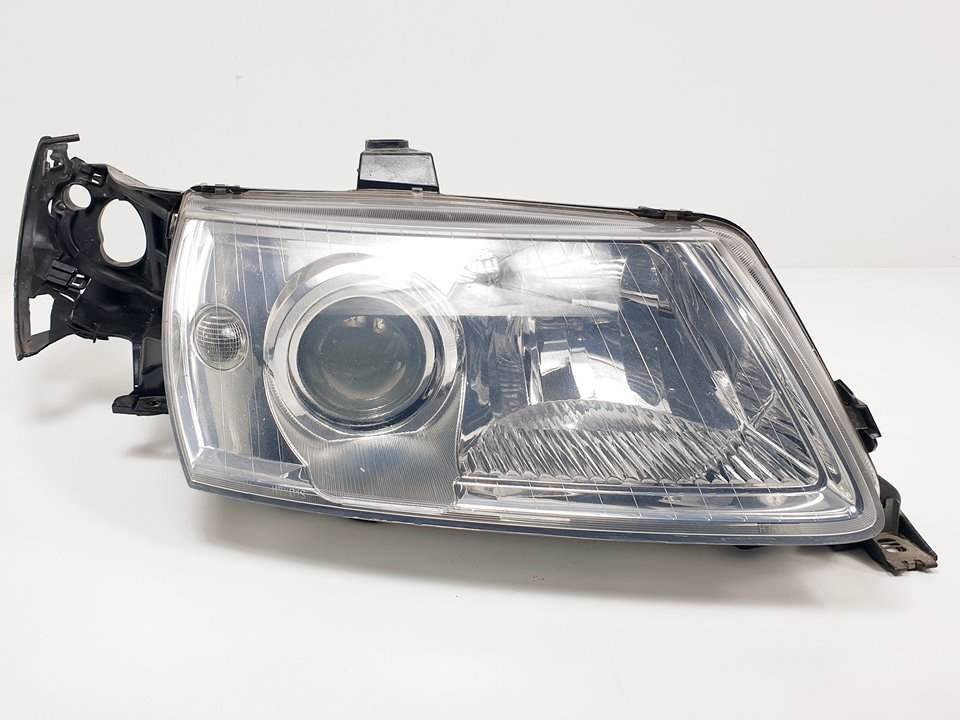 FARO DERECHO - 89030463 - SAAB - 9-5 FAMILIAR