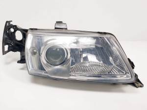 FARO DERECHO 89030463 SAAB 9-5 FAMILIAR Autodesguaces Alicante
