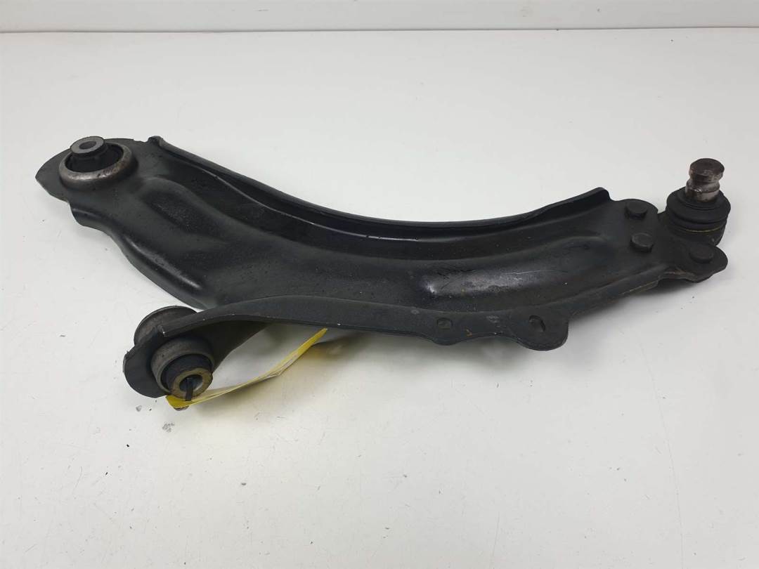 BRAZO SUSPENSION INFERIOR DELANTERO DERECHO - RENAULT - KANGOO (FW/KW)