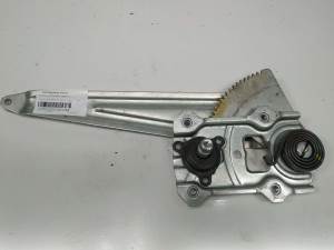 ELEVALUNAS TRASERO DERECHO SUZUKI SWIFT BERLINA (MZ) Autodesguaces Alicante