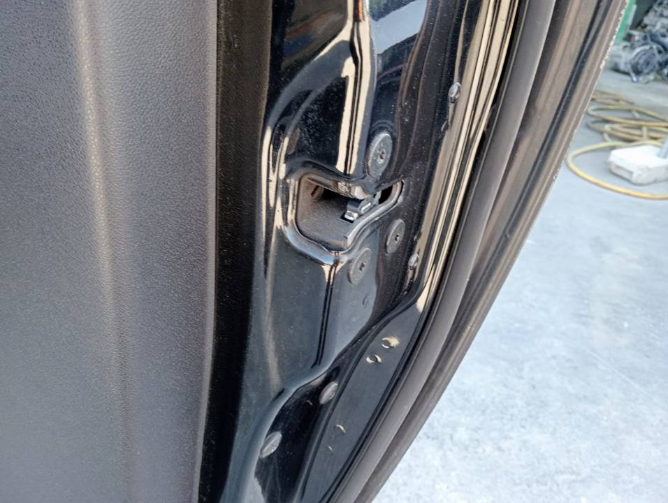 CERRADURA PUERTA DELANTERA DERECHA