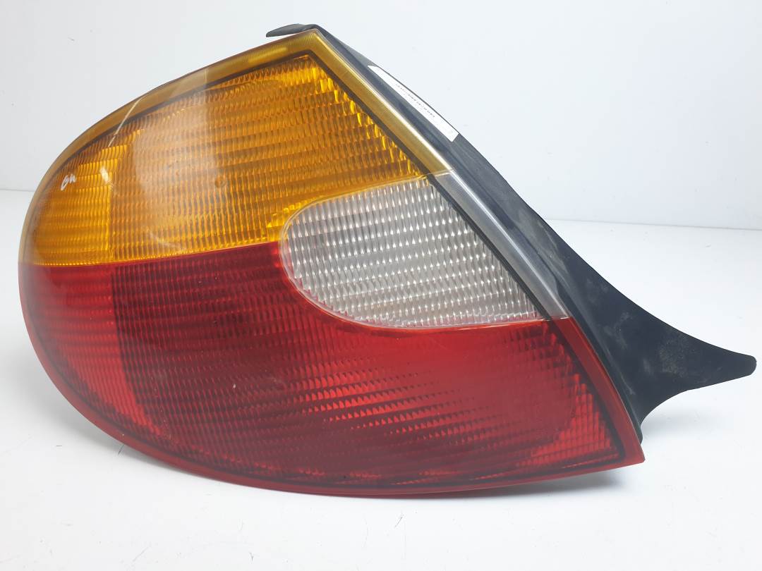 PILOTO TRASERO IZQUIERDO - CC5288529AF - CHRYSLER - NEON (PL)
