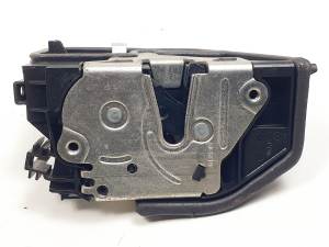 CERRADURA PUERTA DELANTERA DERECHA 7202146 BMW SERIE 7 (F01/F02) Autodesguaces Alicante