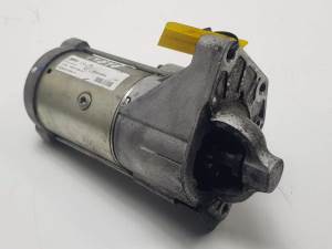 MOTOR ARRANQUE 233001375R NISSAN QASHQAI (J10) Autodesguaces Alicante