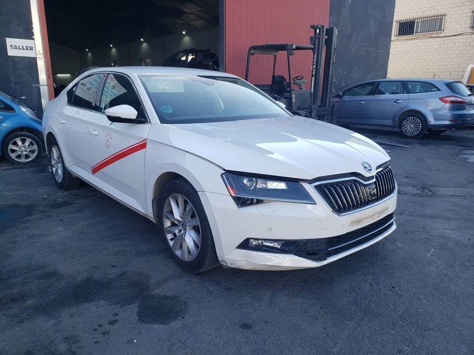 SKODA SUPERB (3V3) (2015 - ...)