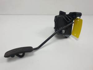 POTENCIOMETRO PEDAL 9202343BW OPEL ZAFIRA B Autodesguaces Alicante