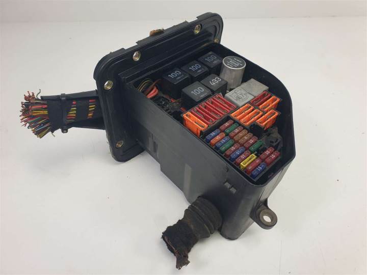 CAJA RELES / FUSIBLES 3D2937499 BENTLEY CONTINENTAL GT Autodesguaces Alicante
