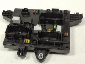 CAJA RELES / FUSIBLES 13449202 OPEL ZAFIRA TOURER Autodesguaces Alicante