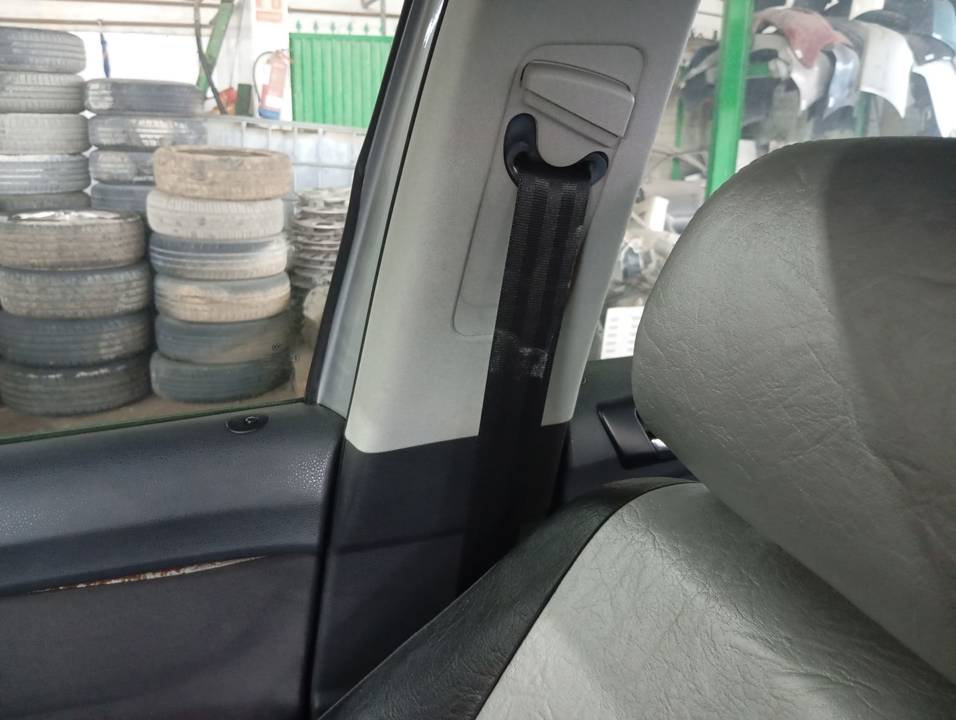 CINTURON SEGURIDAD DELANTERO DERECHO