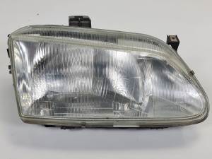 FARO DERECHO RENAULT MEGANE I SCENIC (JA0) Autodesguaces Alicante
