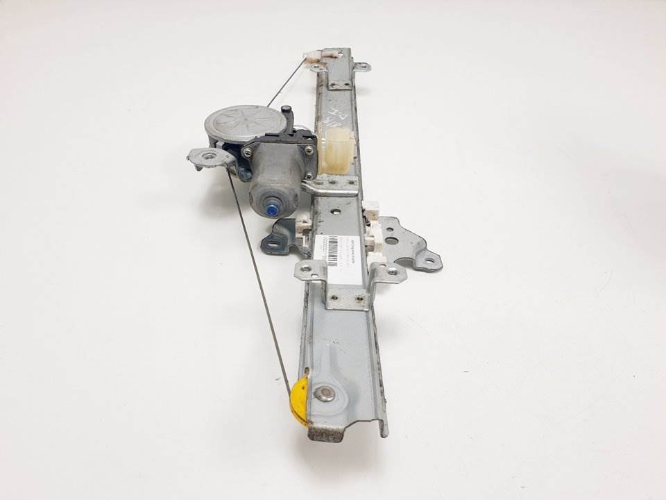 ELEVALUNAS DELANTERO IZQUIERDO - 807305FA1A - NISSAN - MICRA V (K14)