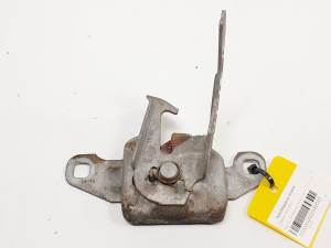 CERRADURA CAPOT 656010017R DACIA DUSTER Autodesguaces Alicante