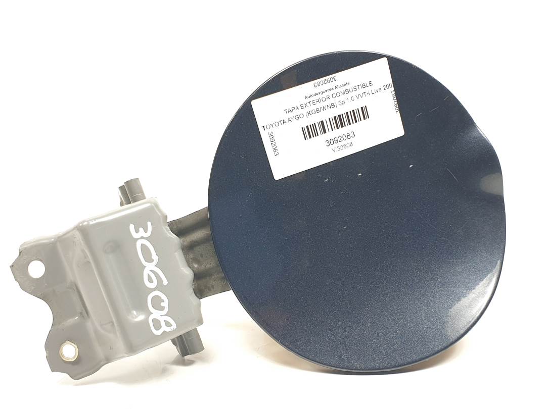 TAPA EXTERIOR COMBUSTIBLE - TOYOTA - AYGO (KGB/WNB)