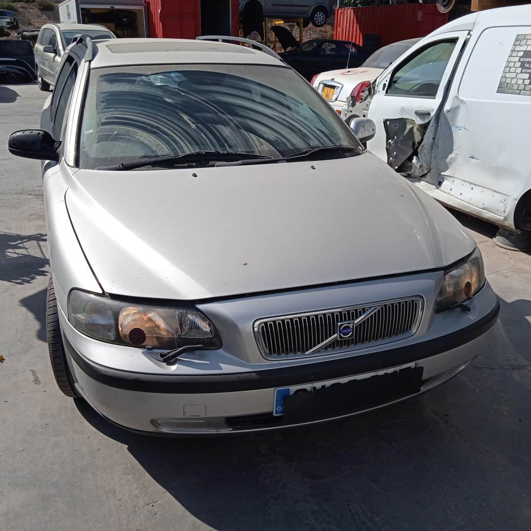 VOLVO V70 FAMILIAR (2000 - 2009)