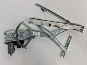 ELEVALUNAS DELANTERO IZQUIERDO 994886100 OPEL ASTRA H BERLINA Autodesguaces Alicante