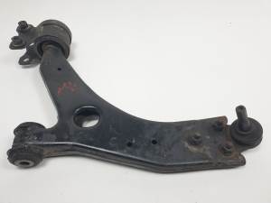 BRAZO SUSPENSION INFERIOR DELANTERO IZQUIERDO VOLVO V50 FAMILIAR Autodesguaces Alicante