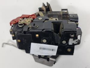 CERRADURA PUERTA TRASERA IZQUIERDA 8E0839015 AUDI A4 AVANT (8E) Autodesguaces Alicante