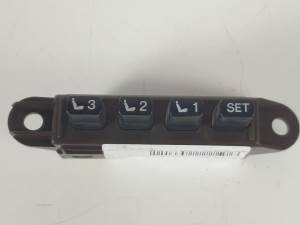 INTERRUPTOR 15A695 LEXUS GS (GS/US/WS19) Autodesguaces Alicante