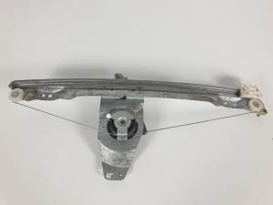ELEVALUNAS TRASERO DERECHO 400968D CITROEN C4 GRAND PICASSO Autodesguaces Alicante