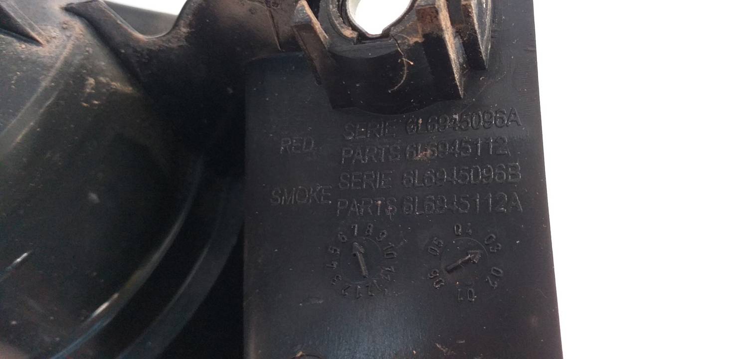 PILOTO TRASERO DERECHO