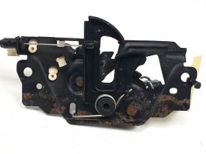 CERRADURA CAPOT FORD FOCUS TURN. (CB8) Autodesguaces Alicante