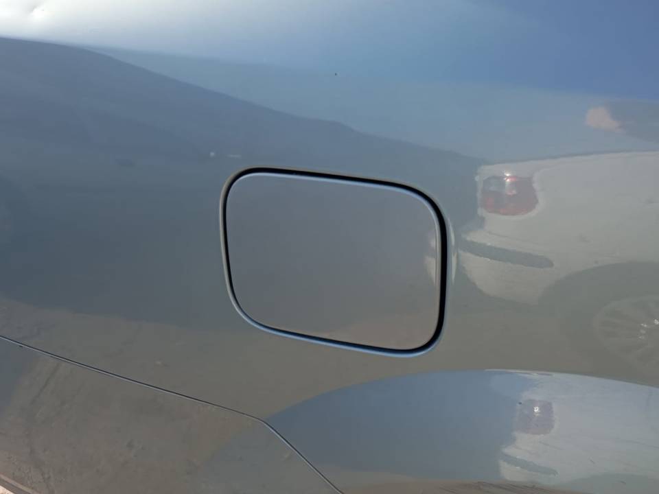 TAPA EXTERIOR COMBUSTIBLE
