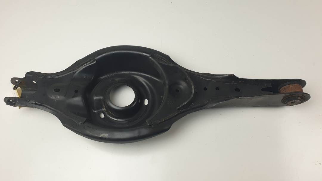 BRAZO SUSPENSION INFERIOR TRASERO DERECHO - KD74182 - MAZDA - CX-5