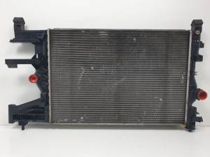 RADIADOR AGUA 13267655 OPEL ASTRA J LIM. Autodesguaces Alicante