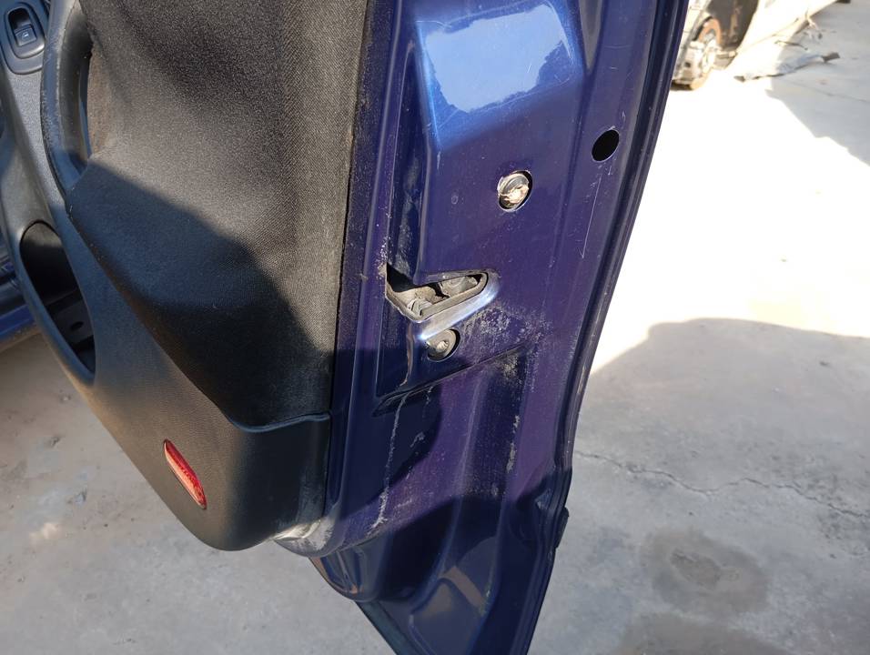 CERRADURA PUERTA DELANTERA DERECHA