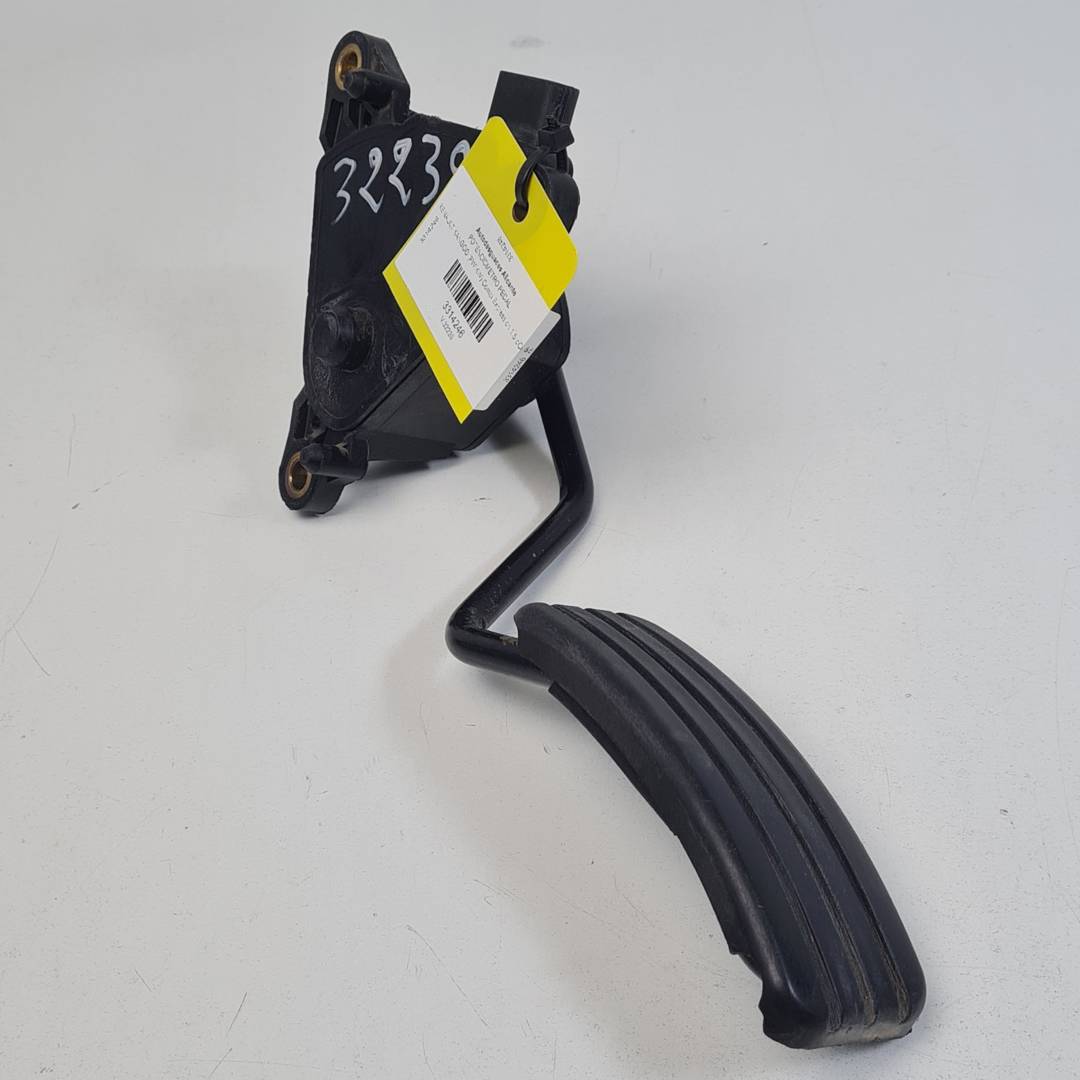 Capteur de pédale d’accélérateur - 8200436864 - RENAULT - KANGOO (FW/KW)
