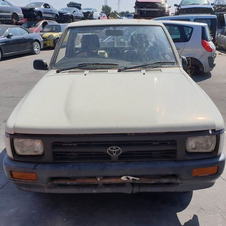 TOYOTA HILUX (N80, N90, N100, N110) (1988 - 1997)