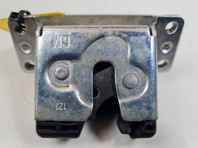 CERRADURA MALETERO / PORTON 90563999 OPEL MERIVA Autodesguaces Alicante