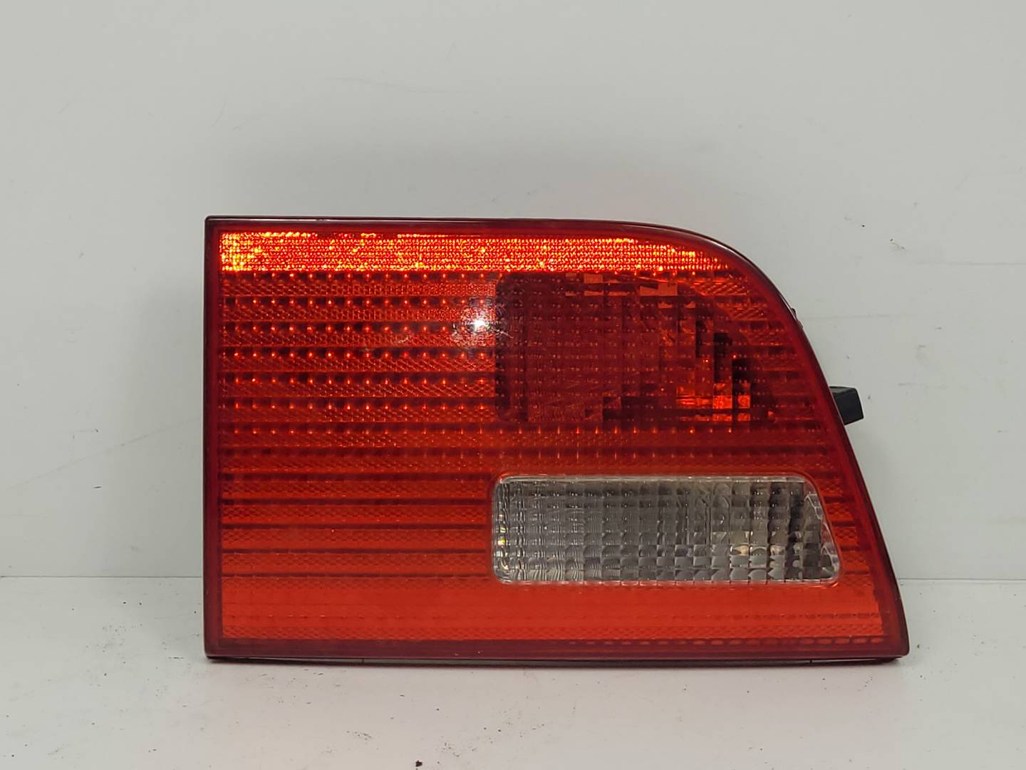 PILOTO TRASERO DERECHO INTERIOR - 840901209 - BMW - X5 (E53)