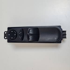 MANDO ELEVALUNAS DELANTERO IZQUIERDO A6395450913 MERCEDES VITO (W639) COMBI 06.2003 -> Autodesguaces Alicante