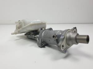 BOMBA FRENO 32073319AAH4 OPEL AMPERA Autodesguaces Alicante