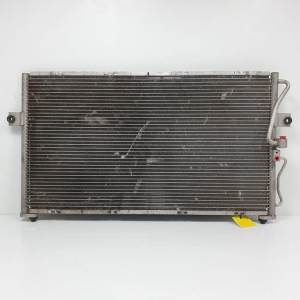 CONDENSADOR / RADIADOR AIRE ACONDICIONADO 8FC351302 KIA CARNIVAL II Autodesguaces Alicante