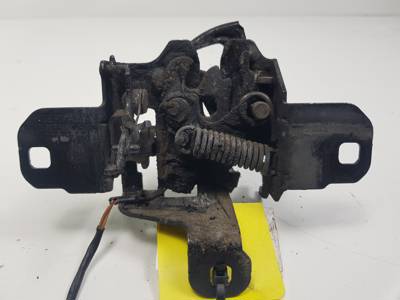 CERRADURA CAPOT 1J0823509C VOLKSWAGEN GOLF IV BERLINA (1J1) Autodesguaces Alicante