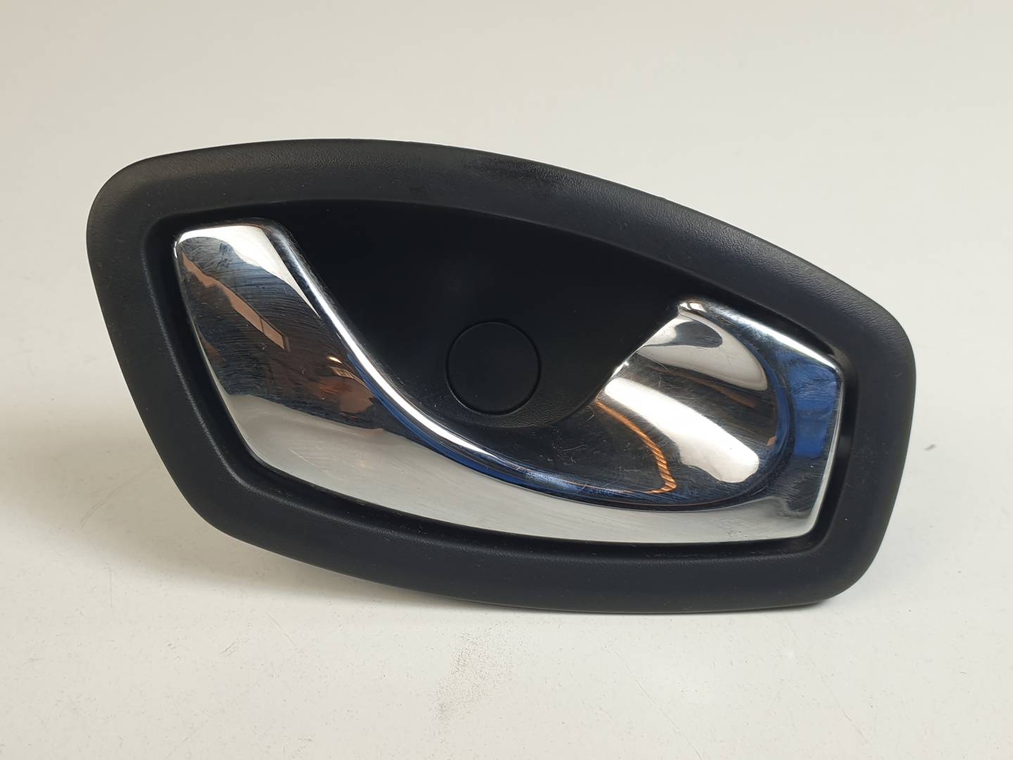 MANETA INTERIOR DELANTERA DERECHA - 806700005R - RENAULT - CAPTUR (J5AL)