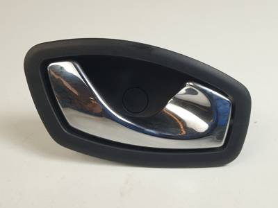 MANETA INTERIOR DELANTERA DERECHA 806700005R RENAULT CAPTUR (J5AL) Autodesguaces Alicante