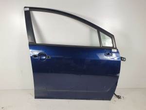 PUERTA DELANTERA DERECHA TOYOTA COROLLA VERSO (R1) Autodesguaces Alicante