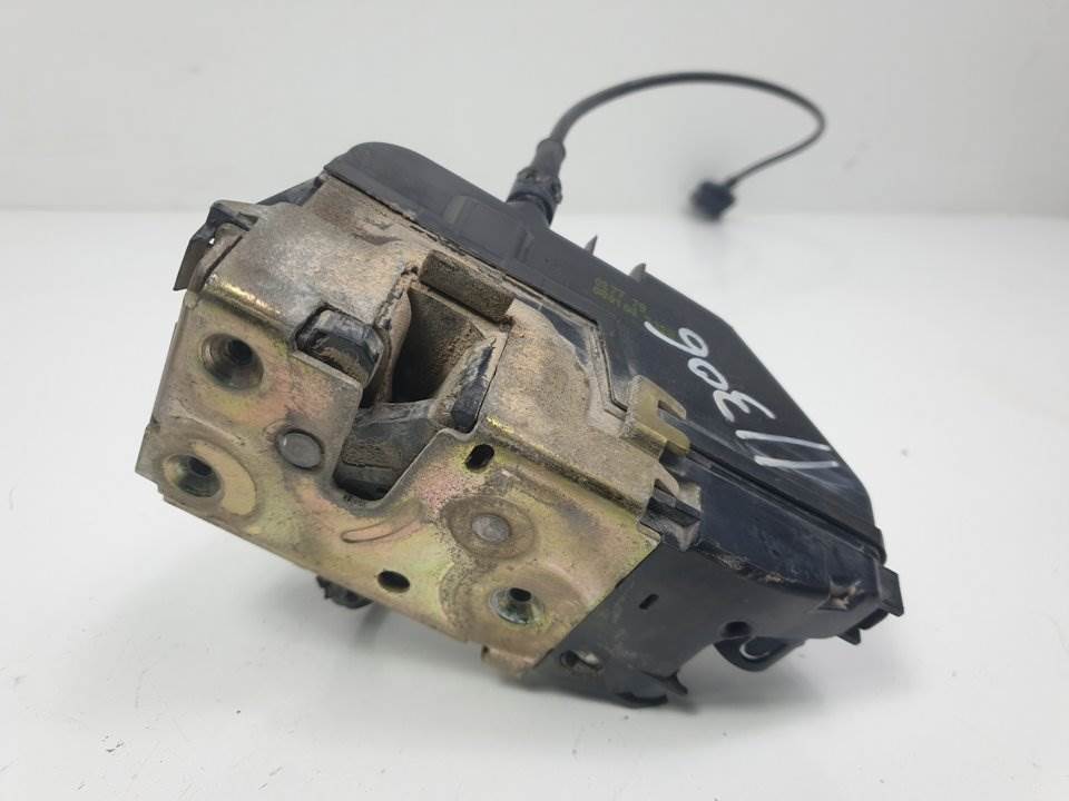 CERRADURA PUERTA DELANTERA DERECHA - 027779 - RENAULT - MEGANE II BERLINA 5P