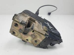 CERRADURA PUERTA DELANTERA DERECHA 027779 RENAULT MEGANE II BERLINA 5P Autodesguaces Alicante