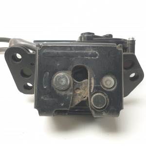 CERRADURA MALETERO / PORTON TOYOTA COROLLA VERSO (R1) Autodesguaces Alicante