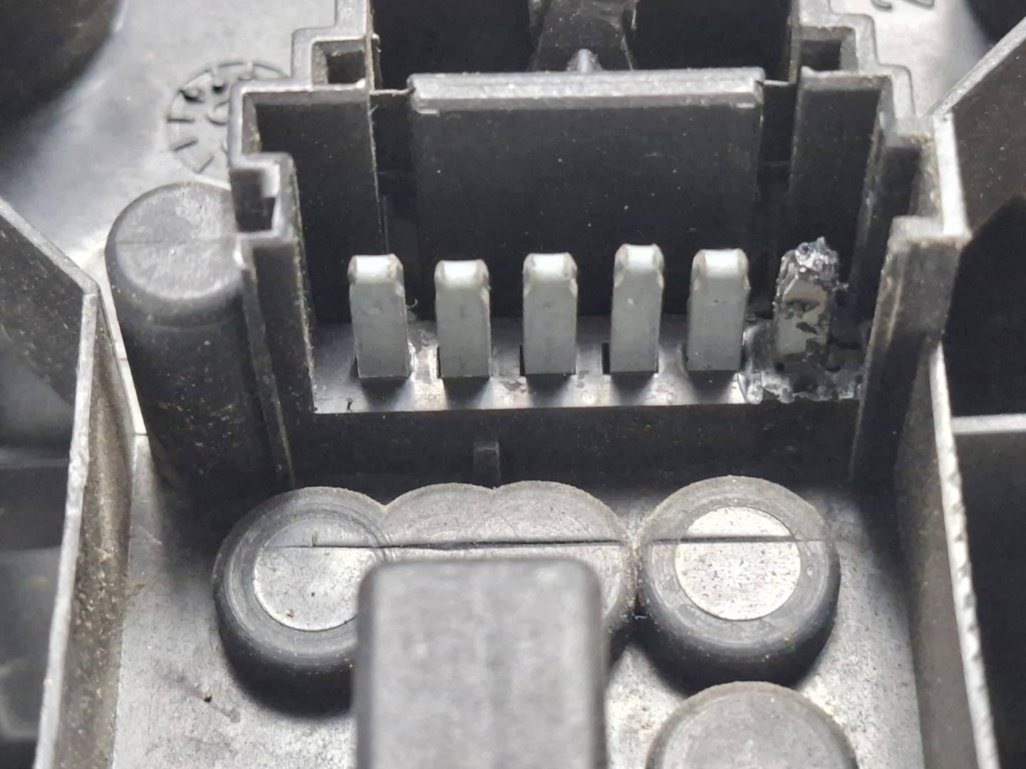Foto 4 de Piloto Trasero Derecho Renault Scenic RX4 (ja0) (2000–2003)