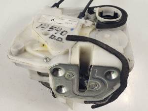 CERRADURA PUERTA DELANTERA DERECHA MAZDA 6 LIM. (GH) Autodesguaces Alicante