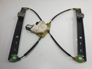 ELEVALUNAS TRASERO DERECHO 4L0959802B AUDI Q7 (4L) Autodesguaces Alicante