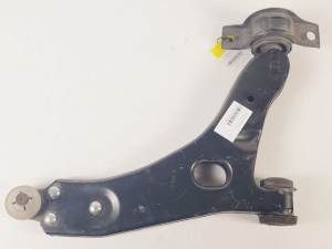 BRAZO SUSPENSION INFERIOR DELANTERO DERECHO FORD FOCUS TURNIER (CAK) Autodesguaces Alicante