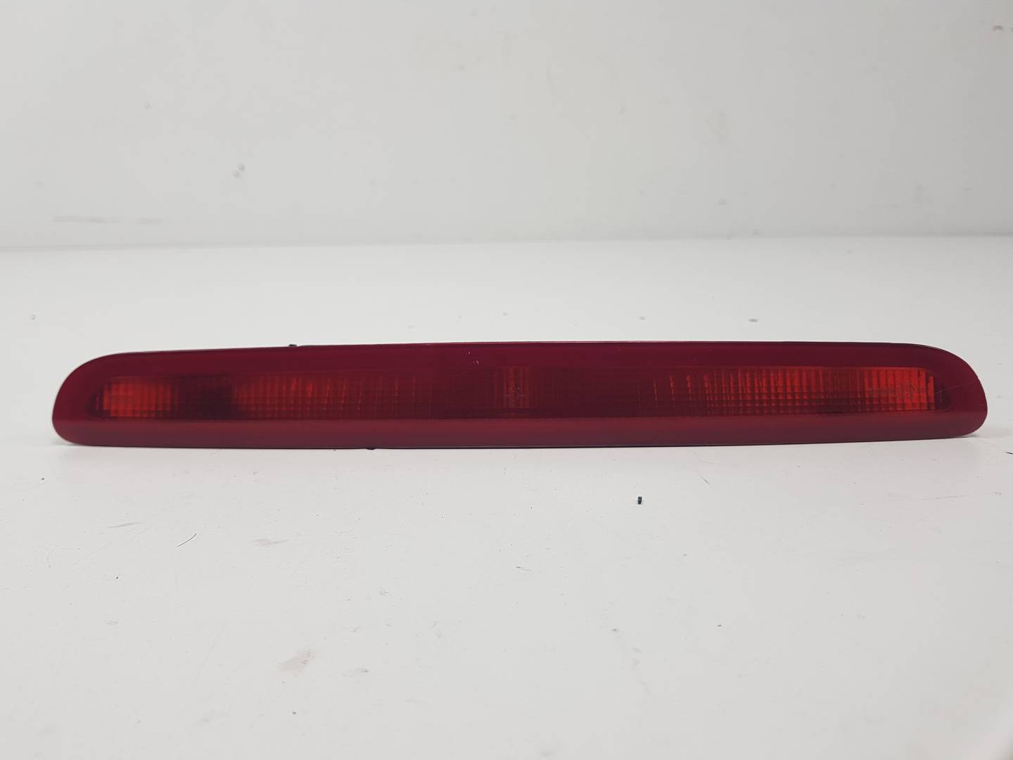 LUZ CENTRAL DE FRENO - 8200002496 - RENAULT - LAGUNA II (BG0)